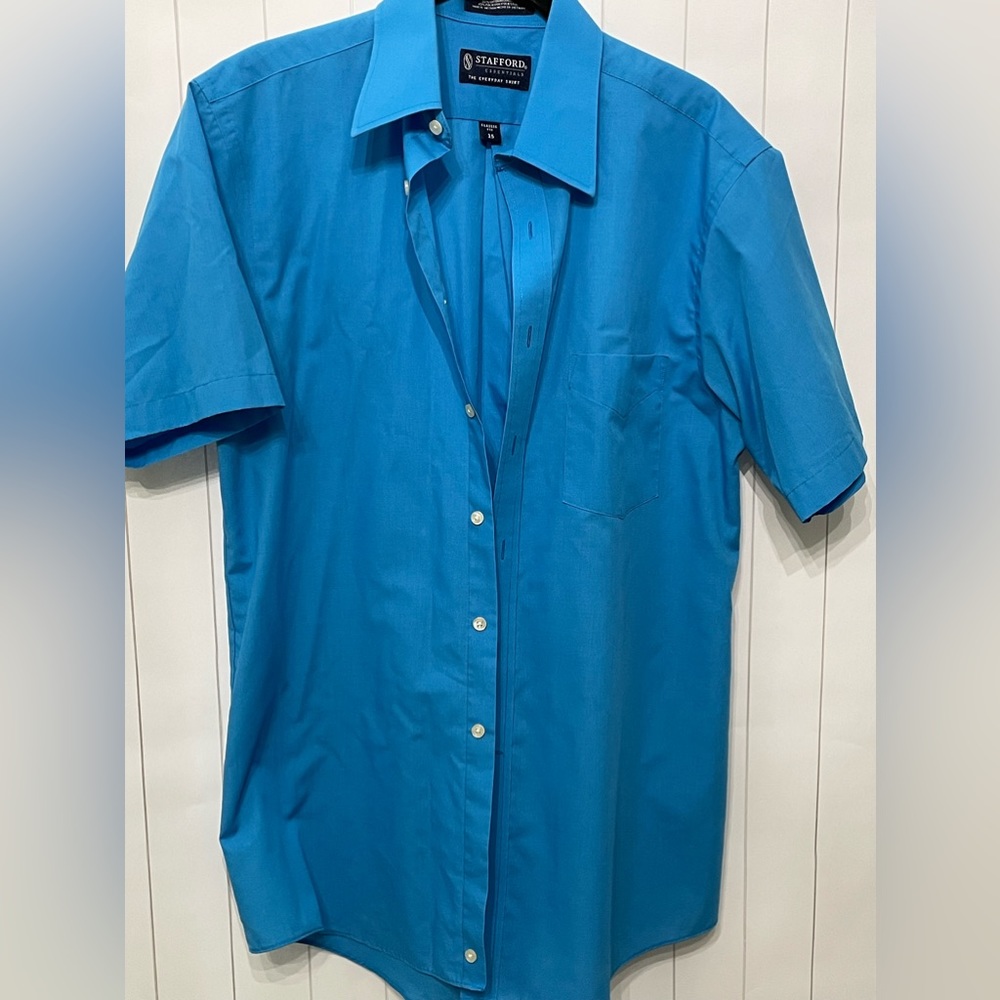 Stafford Essentials Regular Fit Short Sleeve  Button-Down Shirt